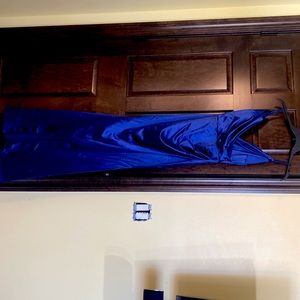 NEVER WORN Size XSmall Prom Dress